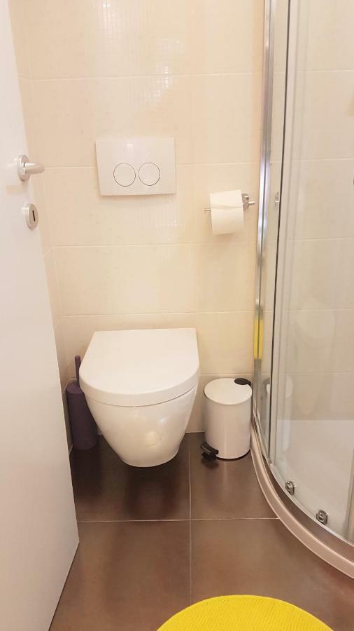 Apartment Bezic Каштела Экстерьер фото